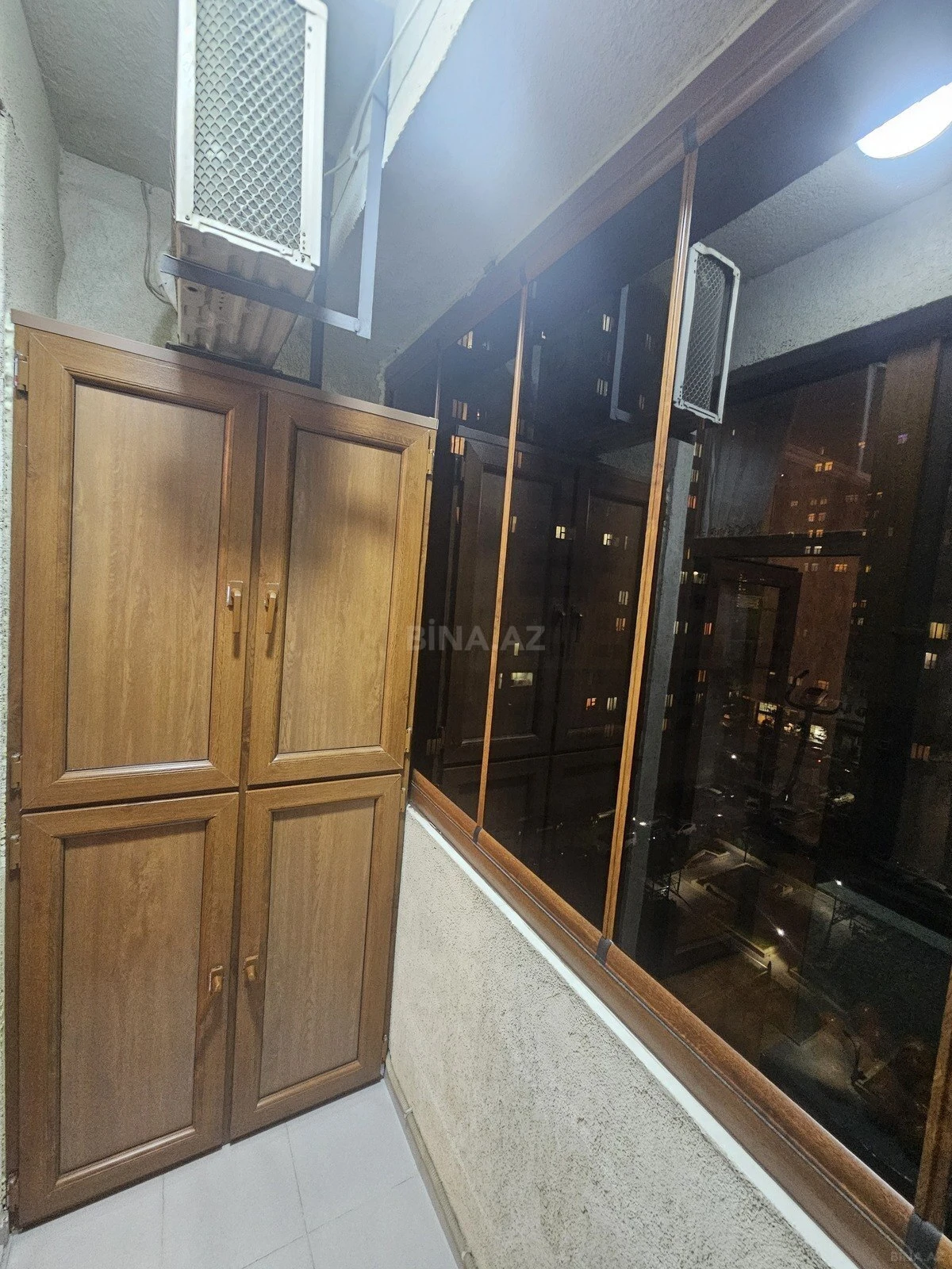 Satılır 3 otaqlı mənzil 118 m²