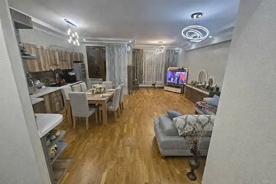 Satılır 3 otaqlı mənzil 118 m² — Bakı 3 otaq 118.00 m²