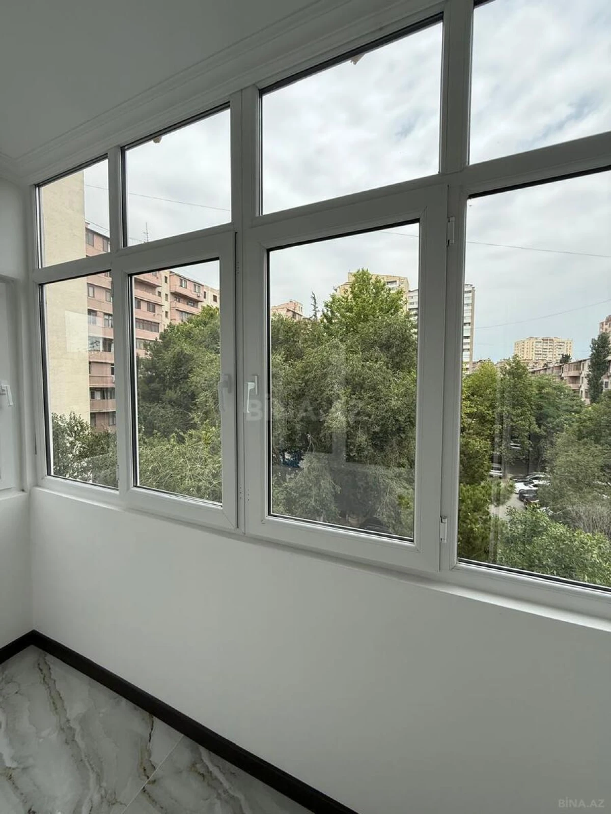 Satılır 2 otaqlı mənzil 55 m²