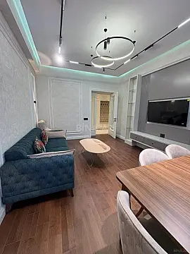 Kirayə verilir 2 otaqlı mənzil 97 m²