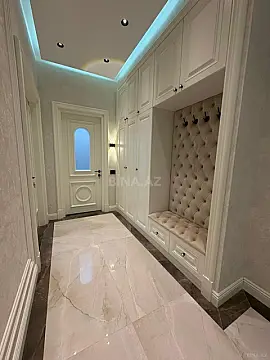 Kirayə verilir 2 otaqlı mənzil 97 m²