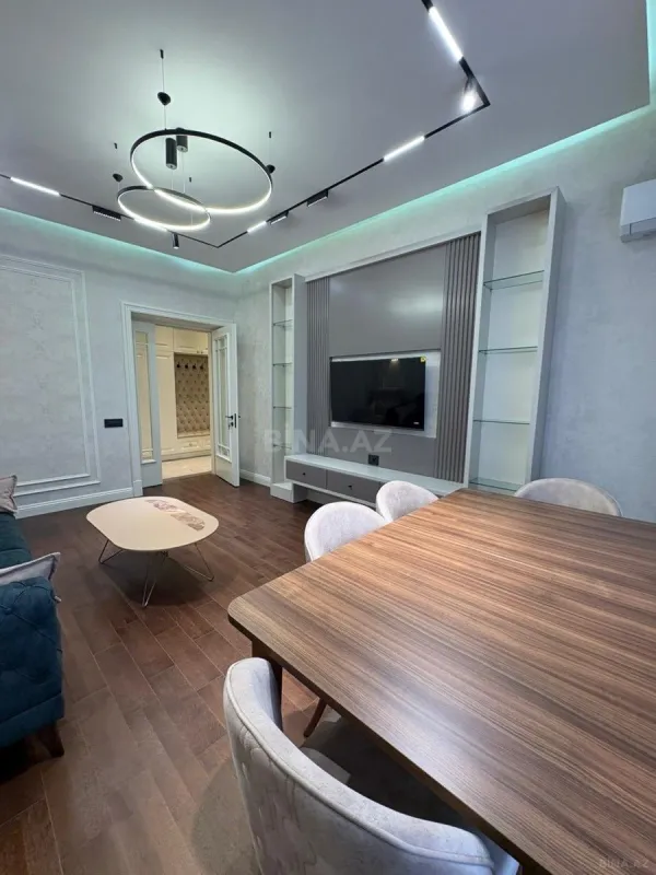 Kirayə verilir 2 otaqlı mənzil 97 m²