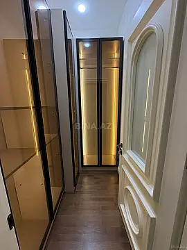 Kirayə verilir 2 otaqlı mənzil 97 m²