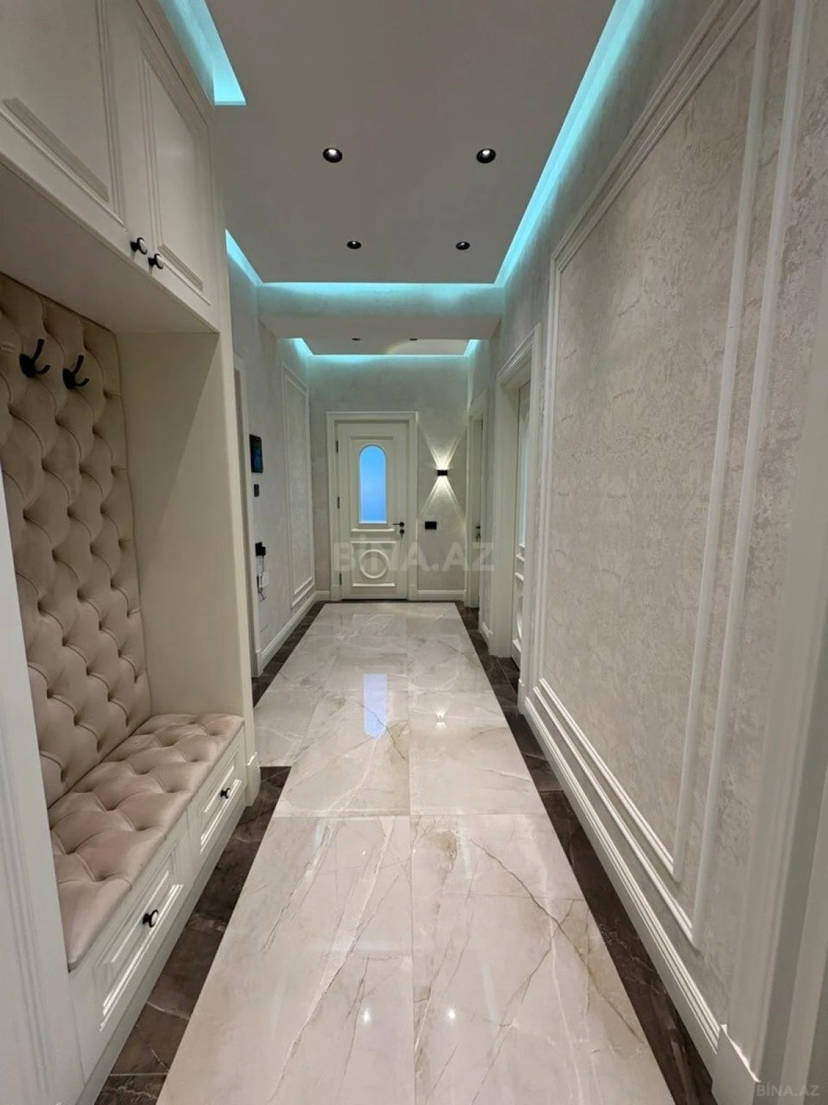 Kirayə verilir 2 otaqlı mənzil 97 m²