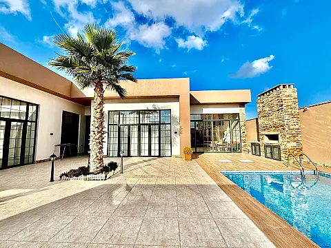 Satılır 5 otaqlı həyət evi 250 m² — Bakı, Mərdəkan 5 otaq 250.00 m²