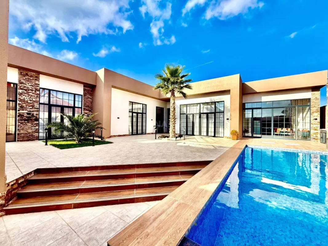 Satılır 5 otaqlı həyət evi 250 m²