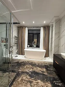 Satılır 6 otaqlı mənzil 320 m²