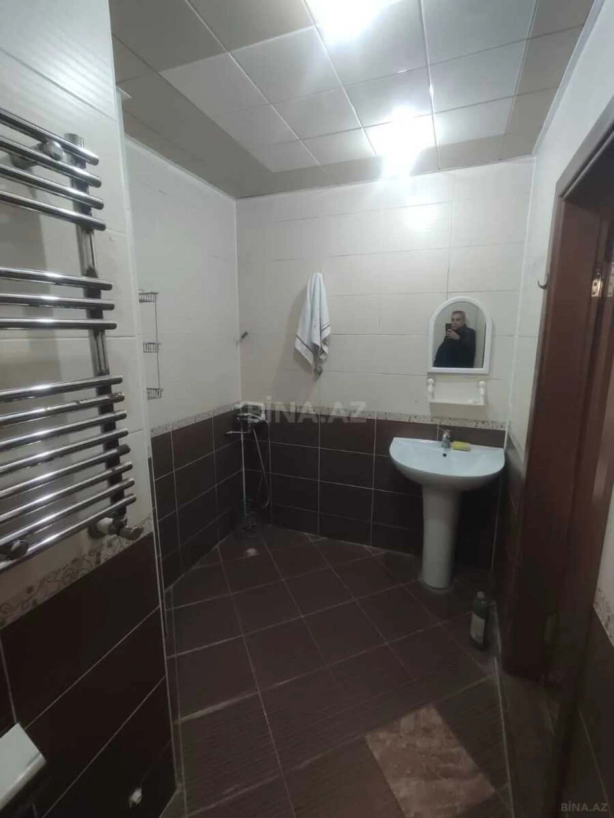 Satılır 3 otaqlı mənzil 130 m²
