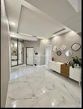 Satılır 3 otaqlı mənzil 130 m²