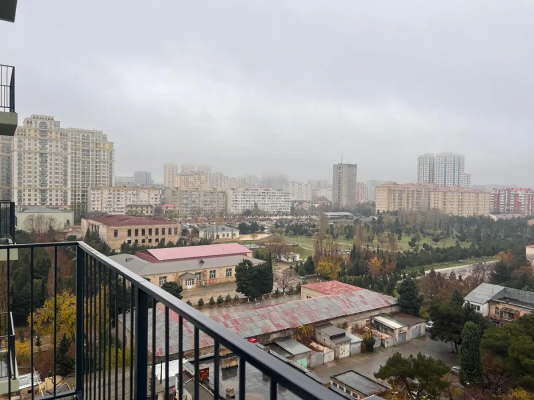 Satılır 3 otaqlı mənzil 147.5 m²