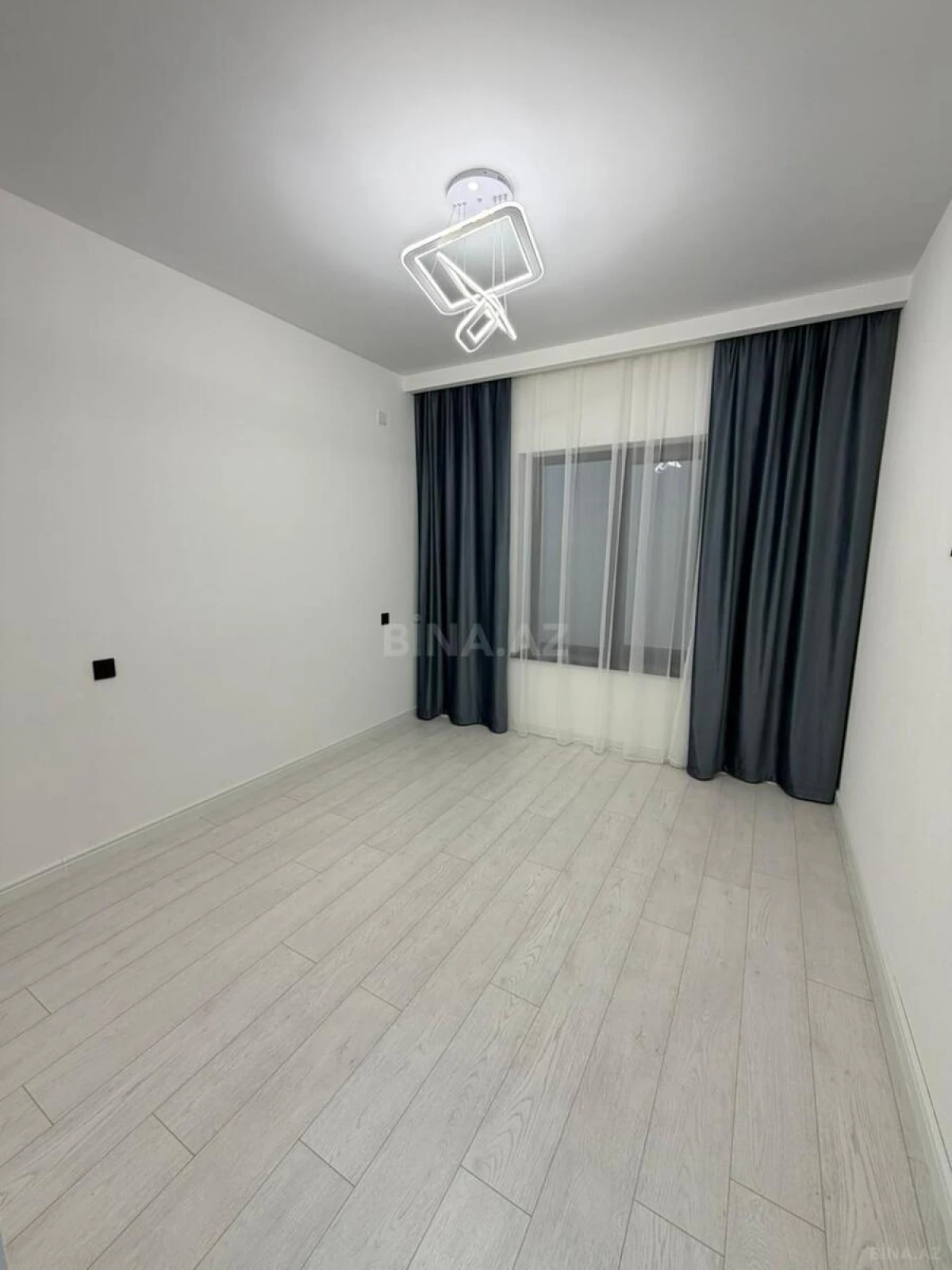 Satılır 4 otaqlı həyət evi 135 m²
