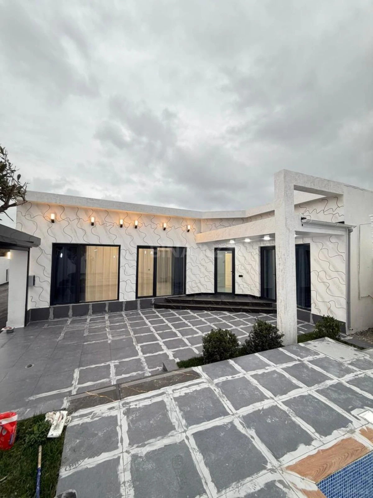 Satılır 4 otaqlı həyət evi 135 m²