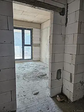 Satılır 5 otaqlı mənzil 231 m²