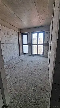 Satılır 5 otaqlı mənzil 231 m²