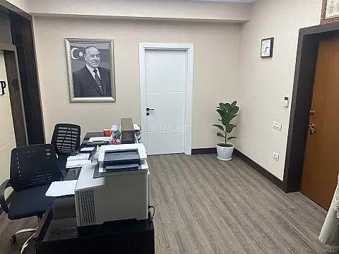 Kirayə verilir 5 otaqlı ofis 240 m²
