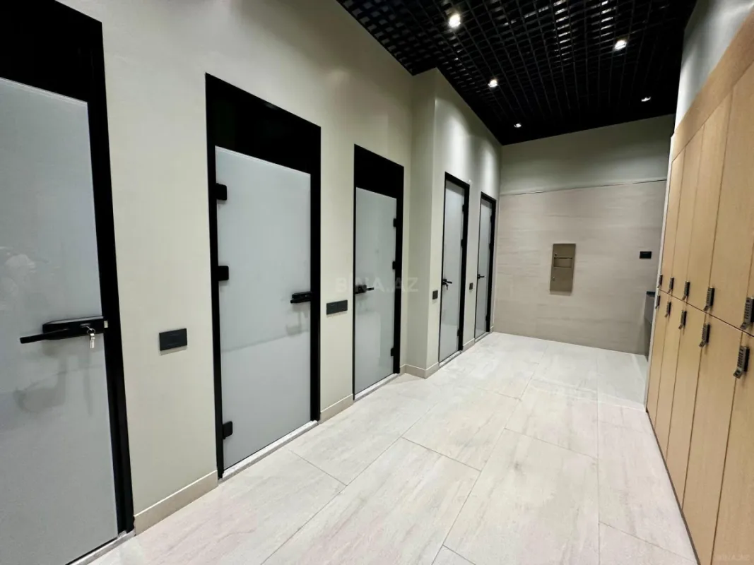 Satılır 3 otaqlı mənzil 206 m²