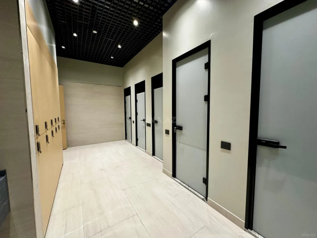 Satılır 3 otaqlı mənzil 206 m²