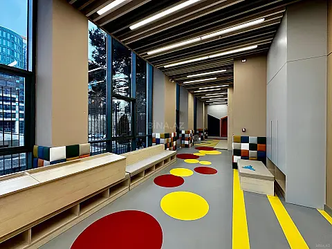 Satılır 3 otaqlı mənzil 206 m²