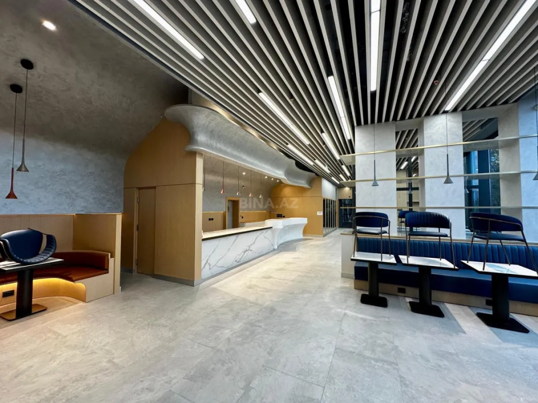 Satılır 3 otaqlı mənzil 206 m²