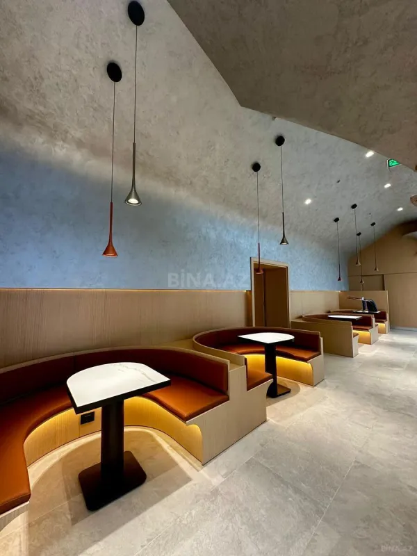 Satılır 3 otaqlı mənzil 206 m²