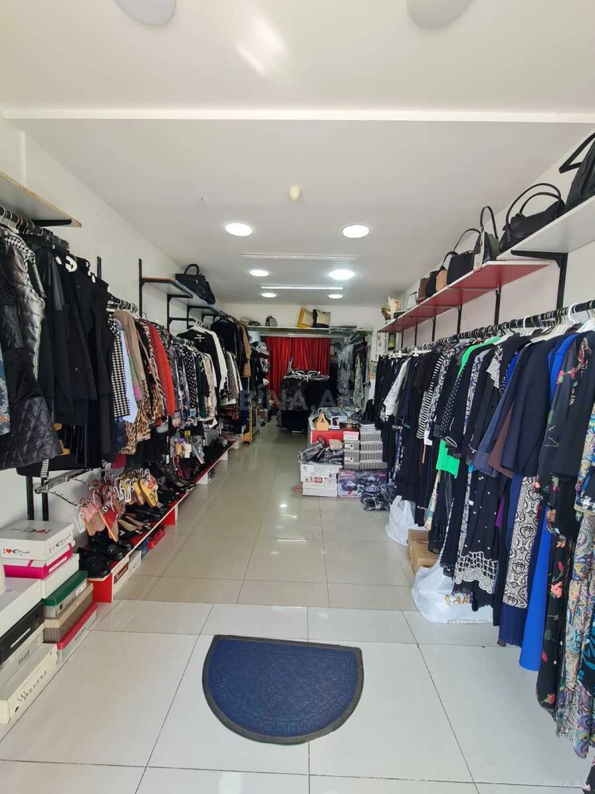 Satılır obyekt 155 m²