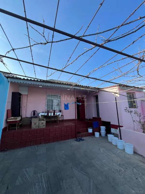 Satılır 3 otaqlı həyət evi 100 m²