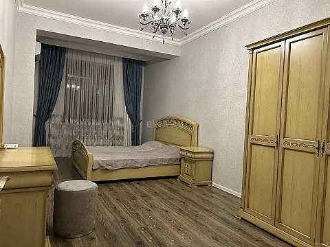 Kirayə verilir 3 otaqlı mənzil 115 m²