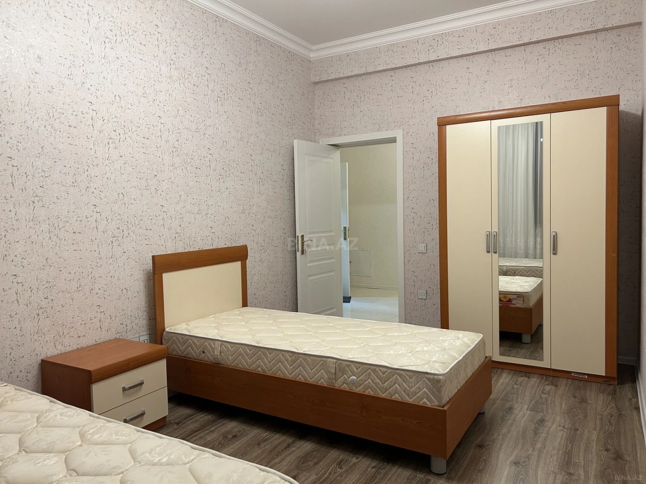 Kirayə verilir 3 otaqlı mənzil 115 m²