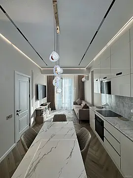 Satılır 2 otaqlı mənzil 42 m²