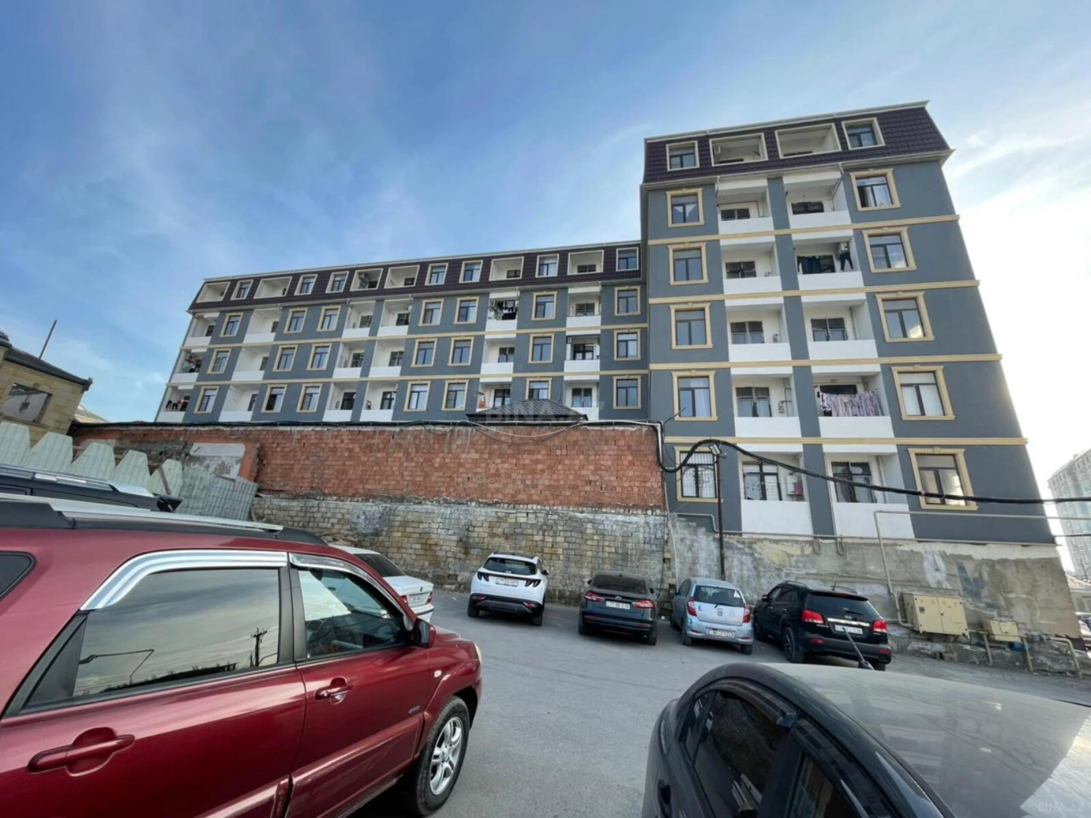 Satılır 3 otaqlı mənzil 84 m²