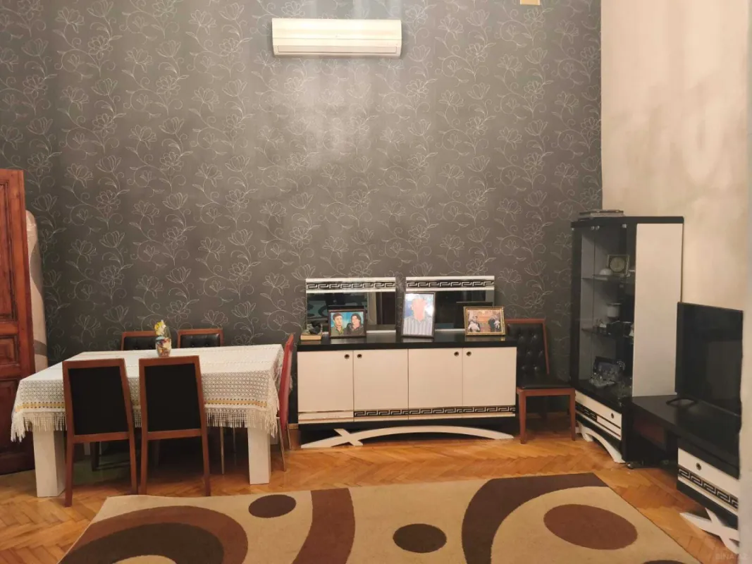 Satılır obyekt 100 m²