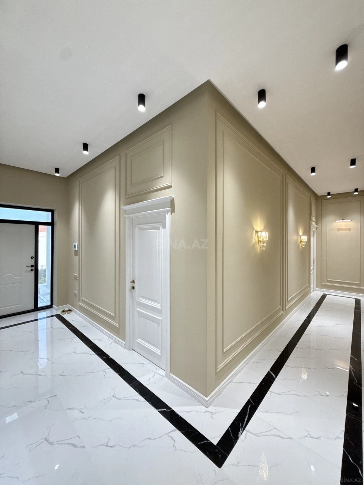 Satılır 4 otaqlı həyət evi 220 m²