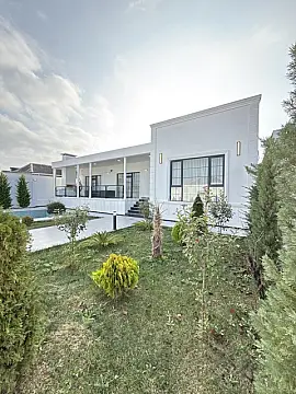 Satılır 4 otaqlı həyət evi 220 m²