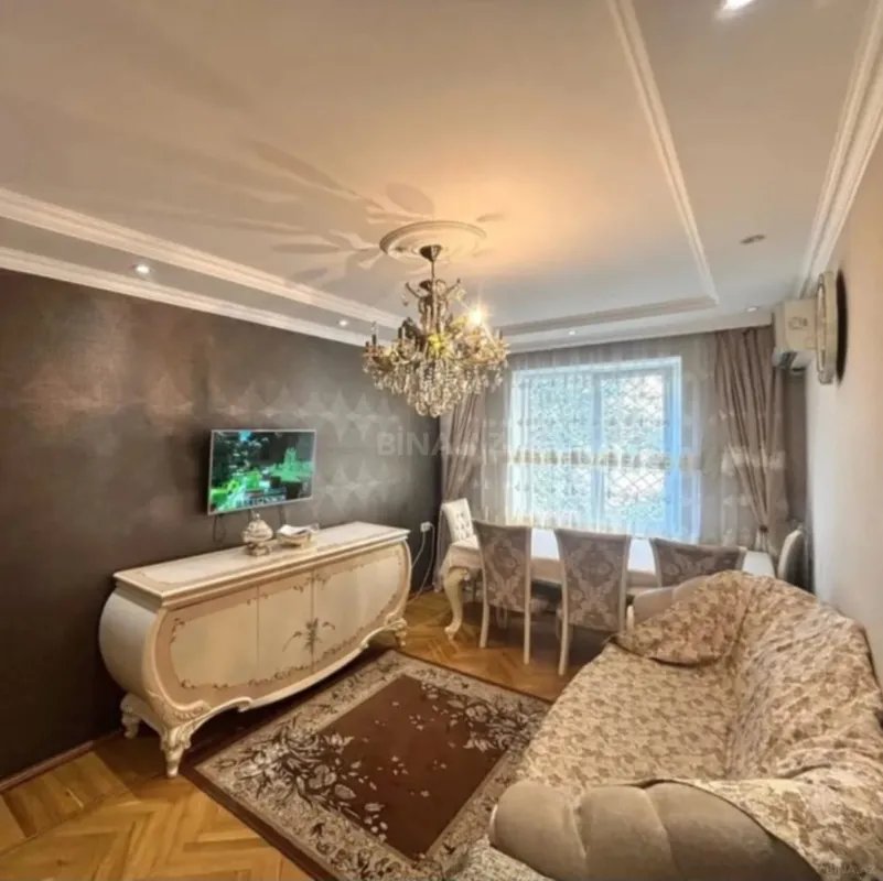 Satılır 3 otaqlı mənzil 80 m²
