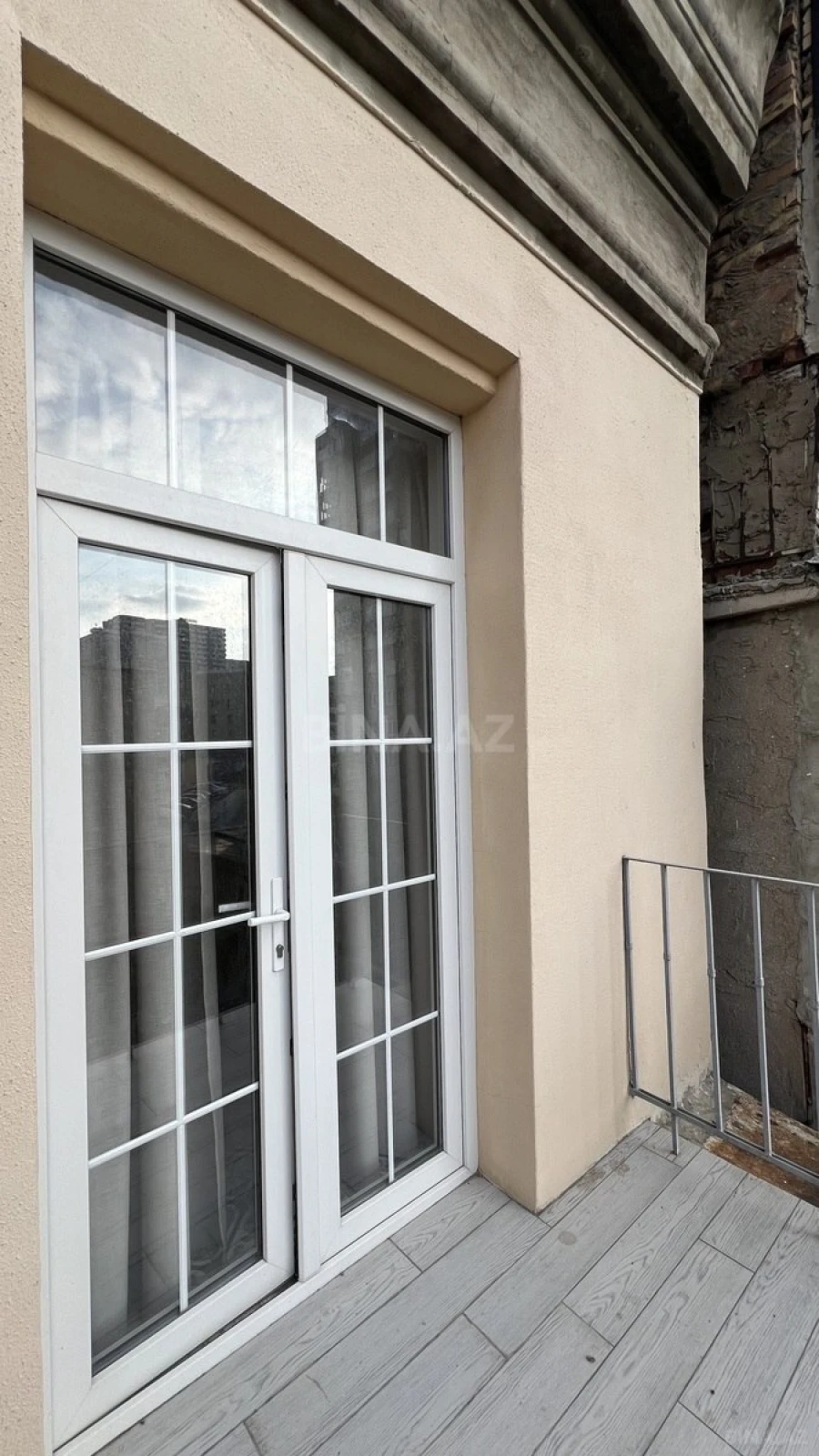 Satılır 2 otaqlı mənzil 55 m²