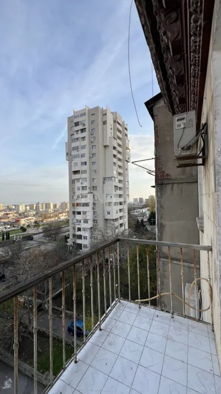 Satılır 2 otaqlı mənzil 55 m²