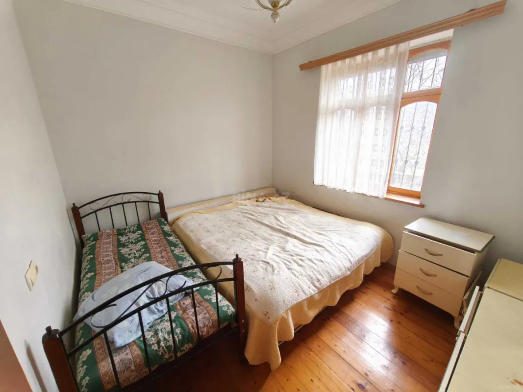 Satılır 6 otaqlı həyət evi 130 m²