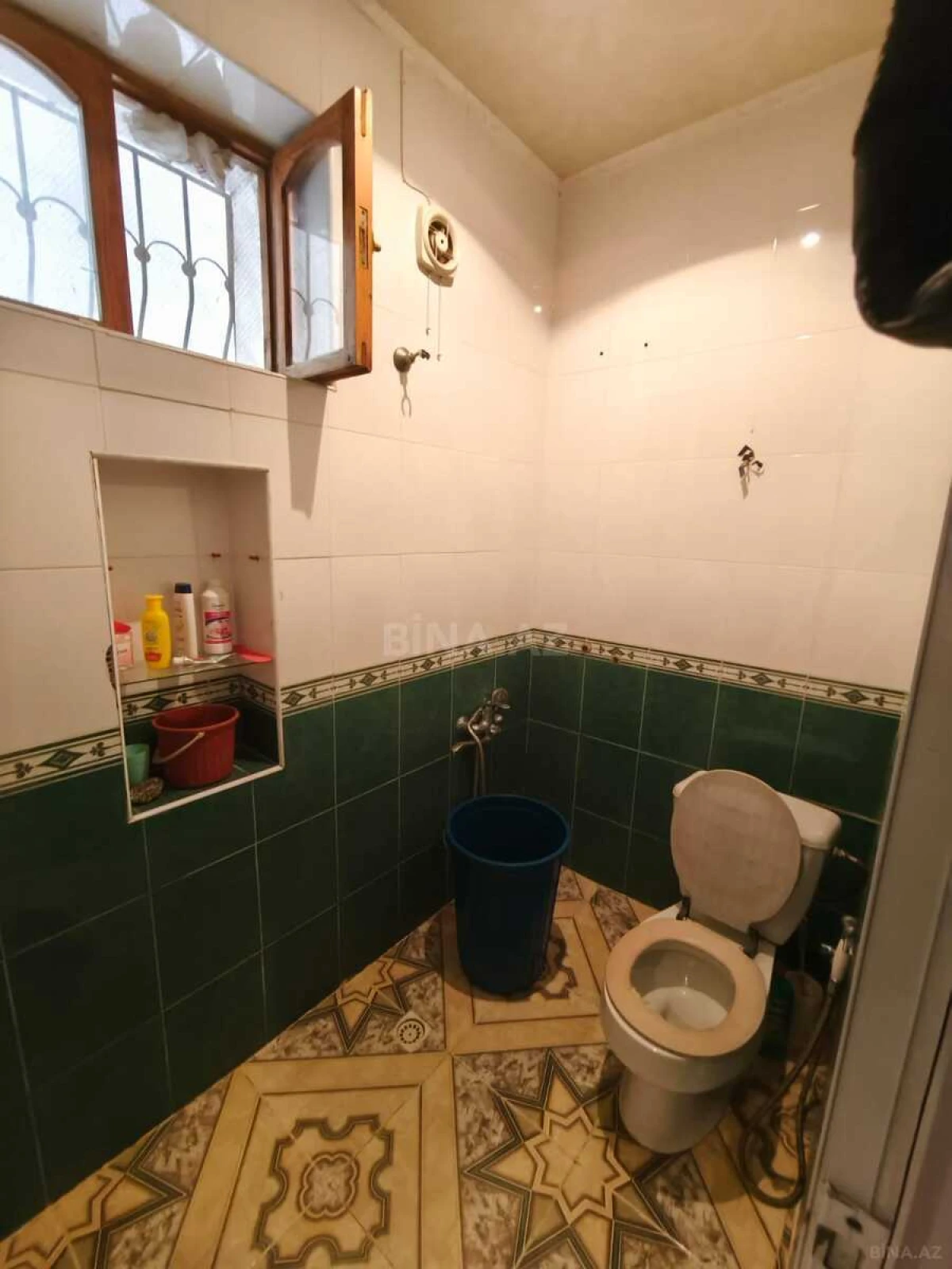 Satılır 6 otaqlı həyət evi 130 m²