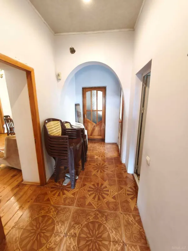Satılır 6 otaqlı həyət evi 130 m²