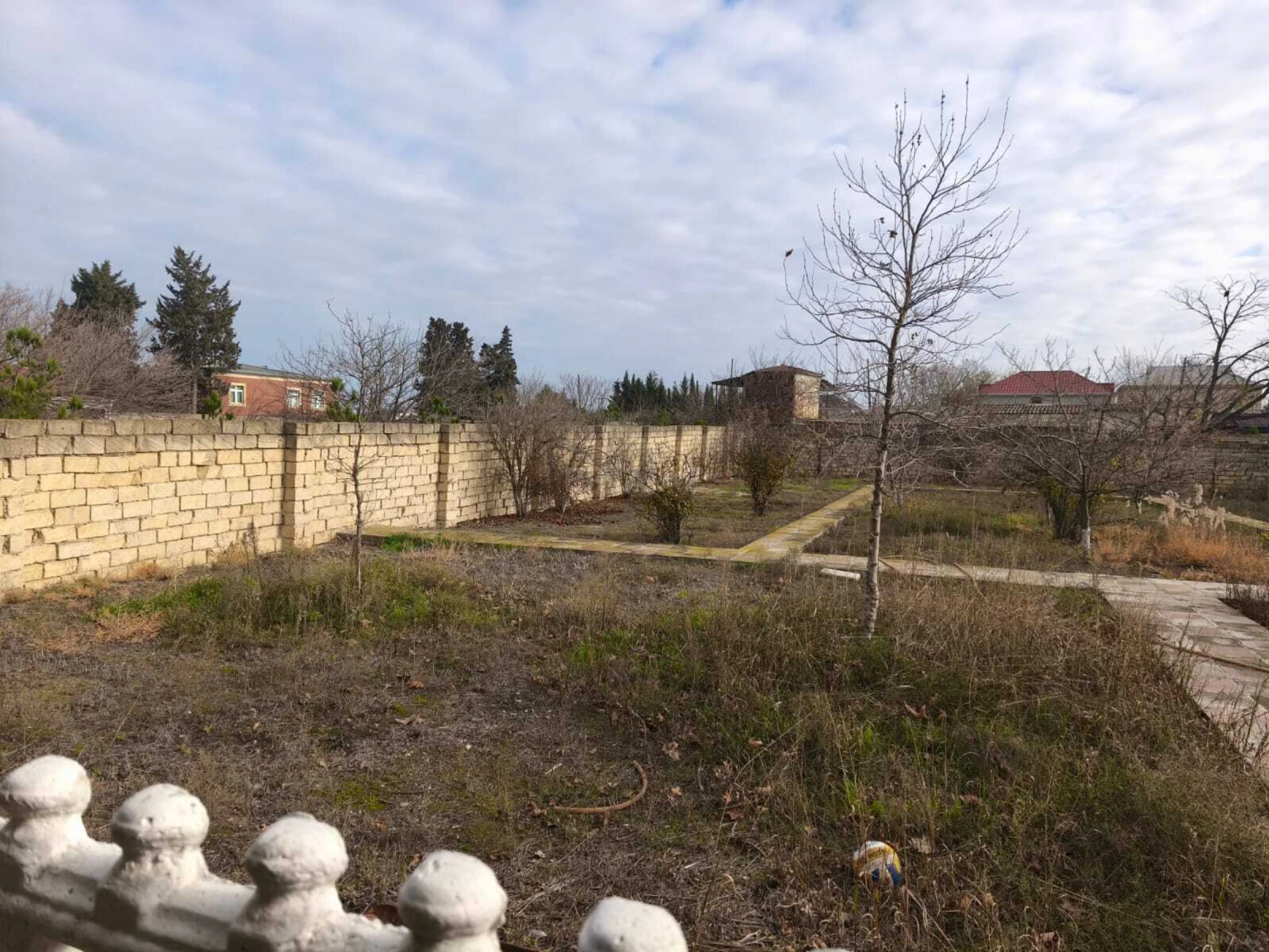 Satılır 6 otaqlı həyət evi 130 m²