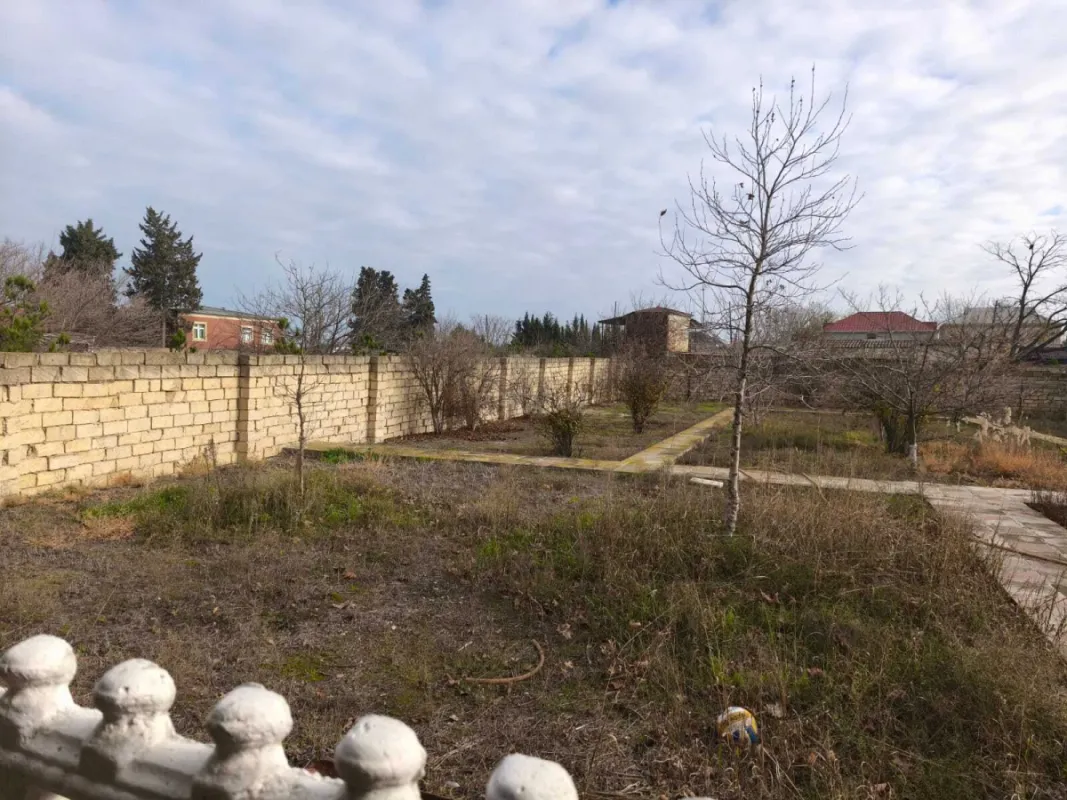Satılır 6 otaqlı həyət evi 130 m²