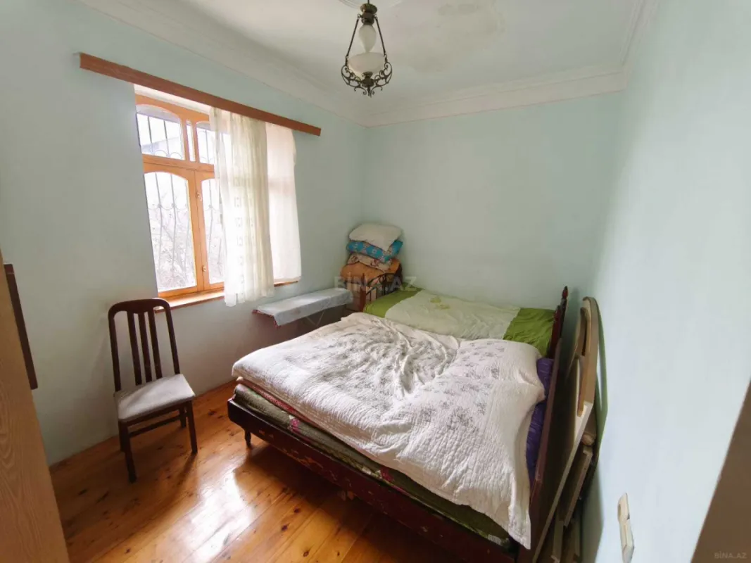 Satılır 6 otaqlı həyət evi 130 m²