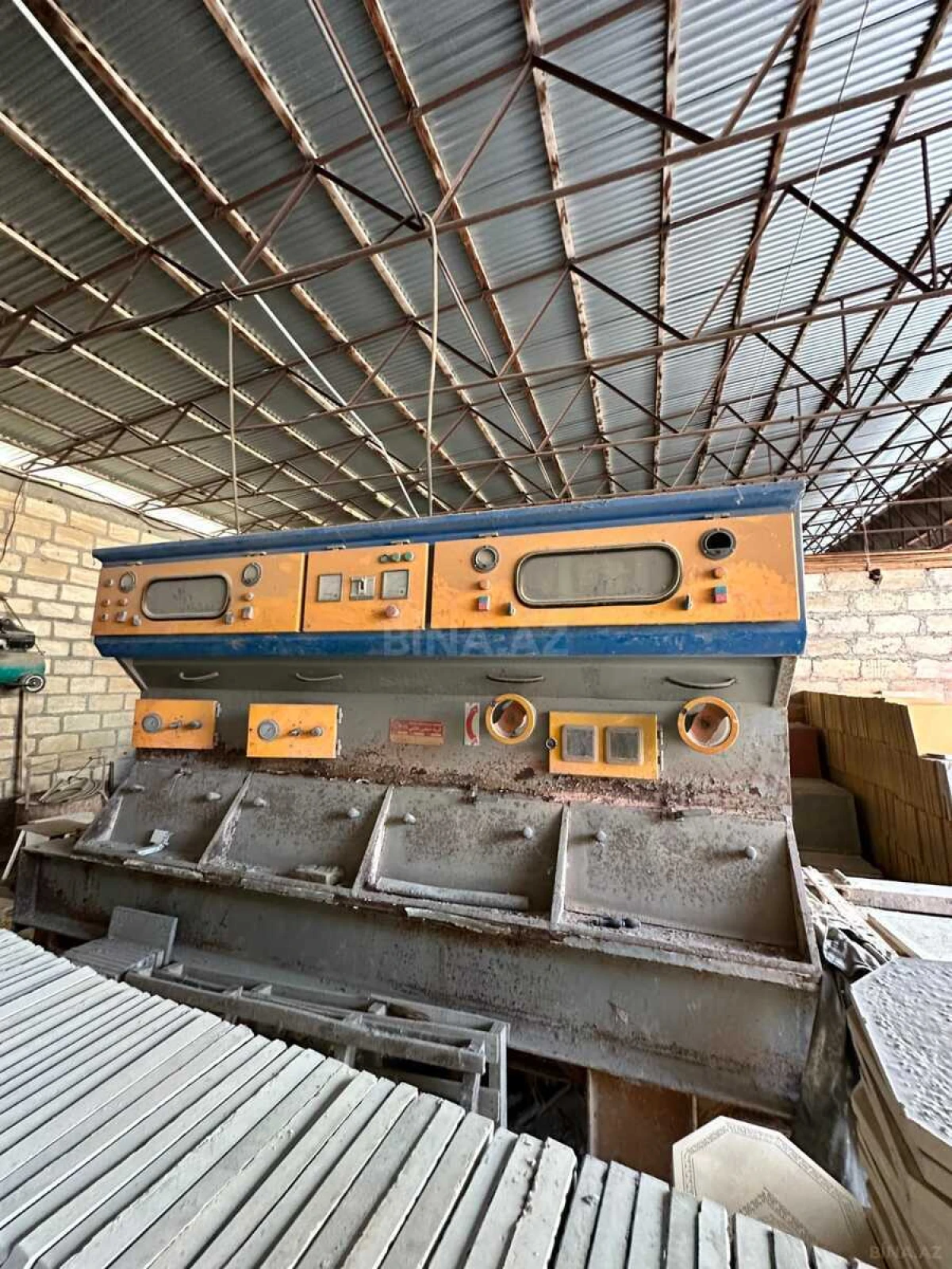 Satılır obyekt 2000 m²