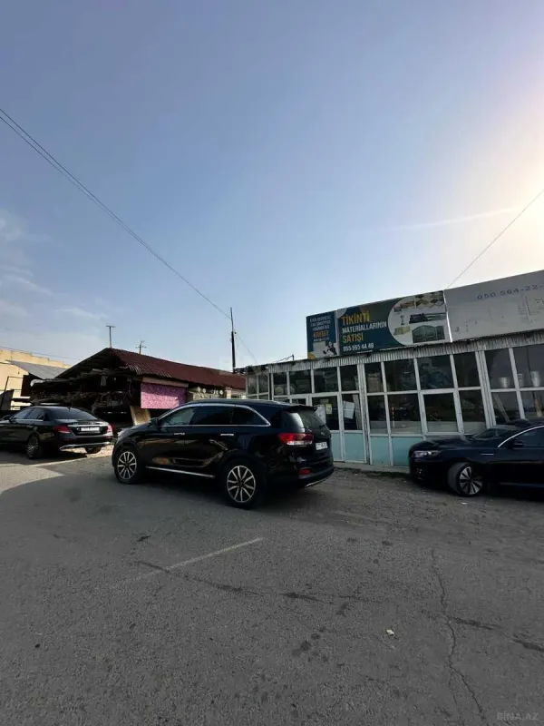 Satılır obyekt 2000 m²