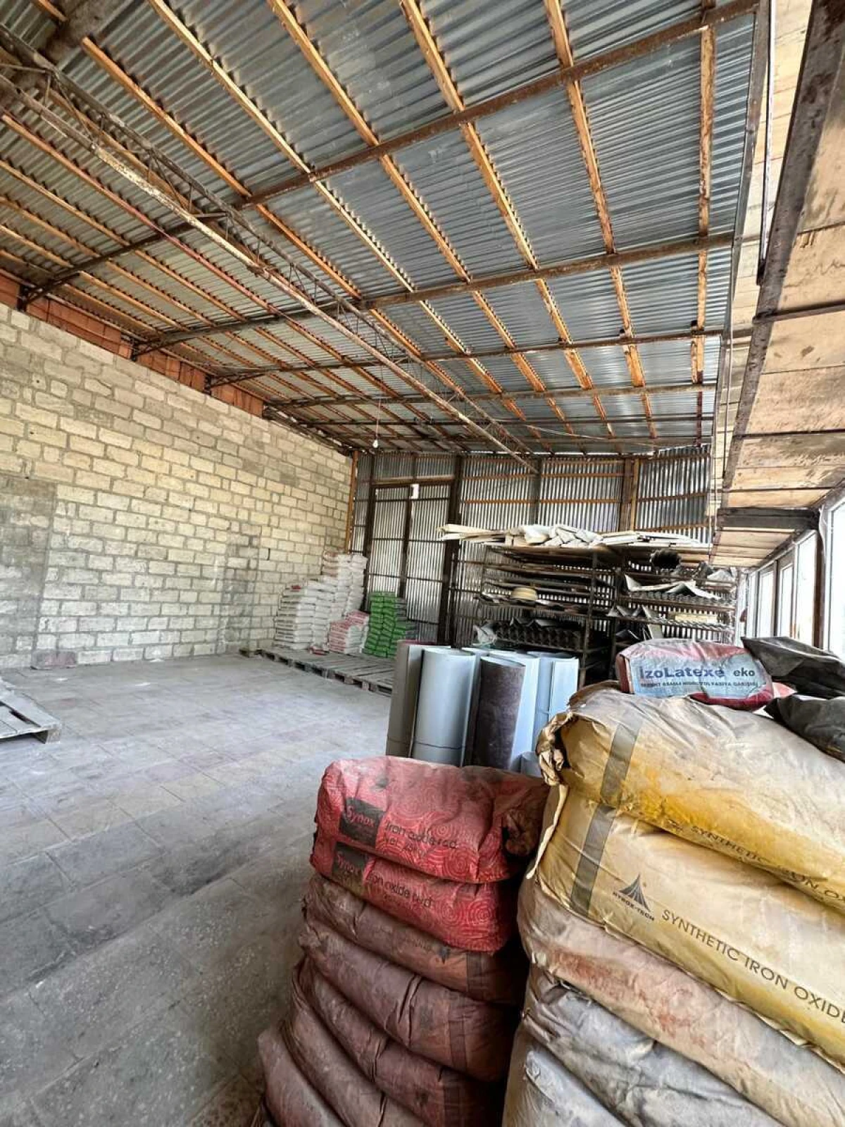 Satılır obyekt 2000 m²