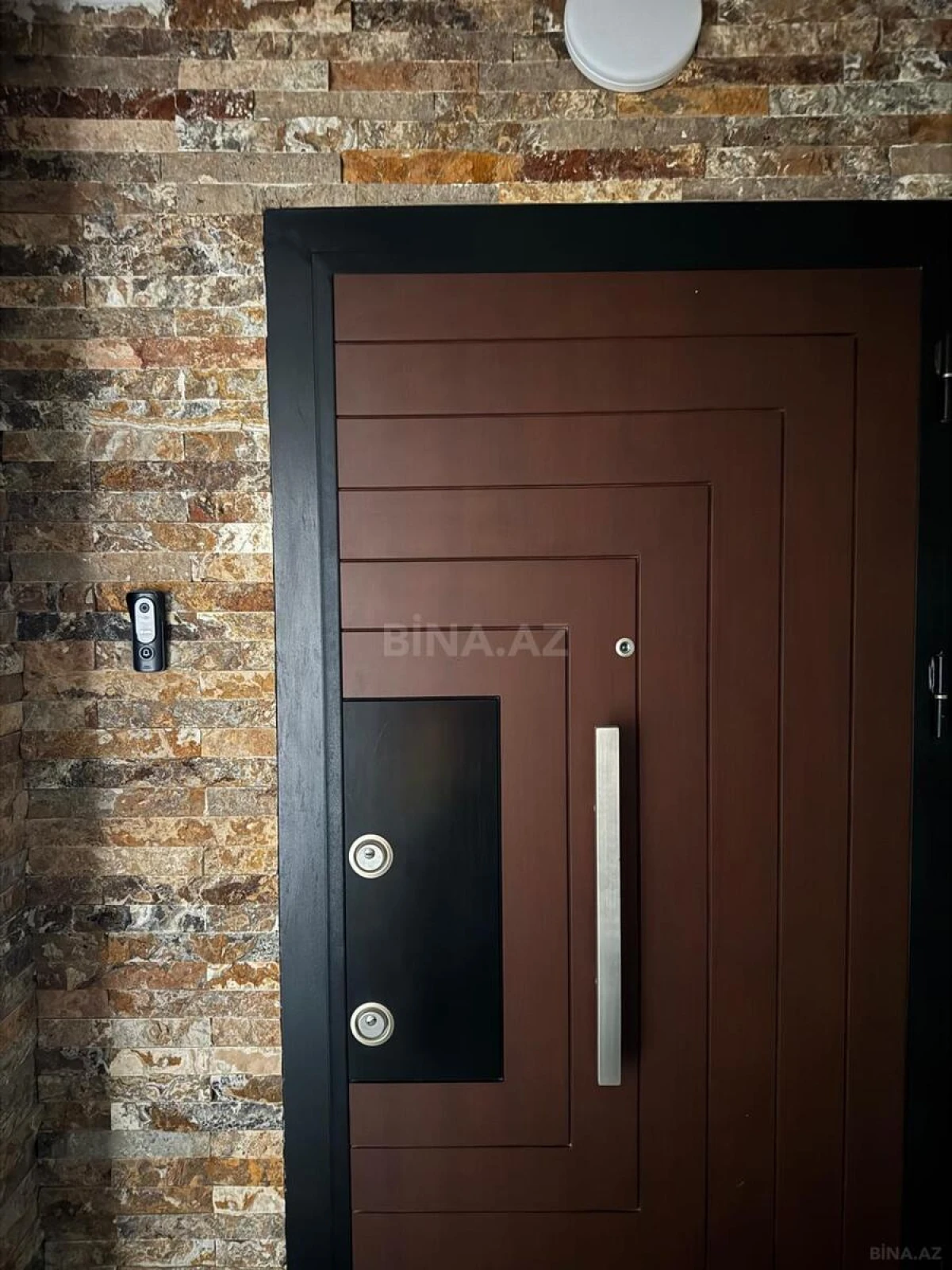 Kirayə verilir 3 otaqlı mənzil 130 m²