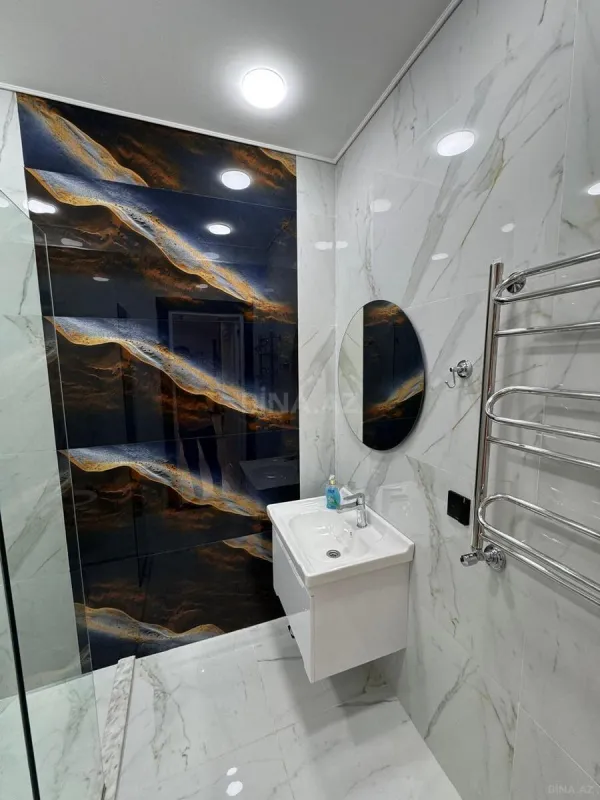 Kirayə verilir 3 otaqlı mənzil 130 m²