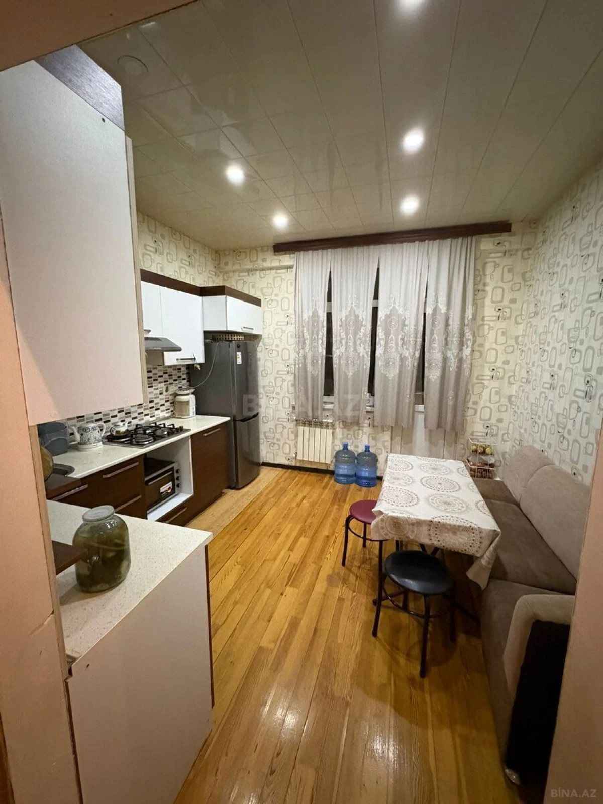 Satılır 2 otaqlı mənzil 66 m²