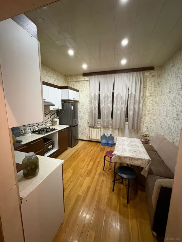 Satılır 2 otaqlı mənzil 66 m²