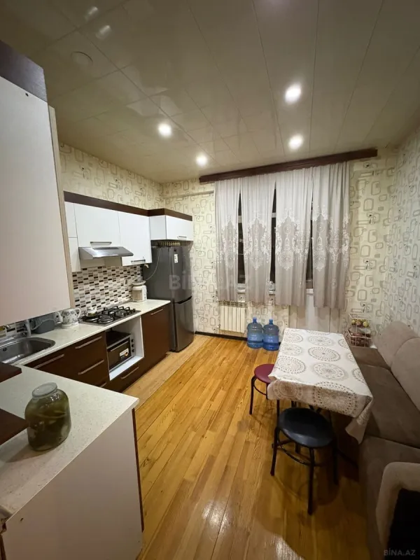 Satılır 2 otaqlı mənzil 66 m²